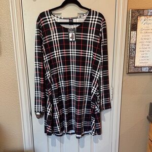 Plaid Long-Sleeve Swing Top - Black/White/Red